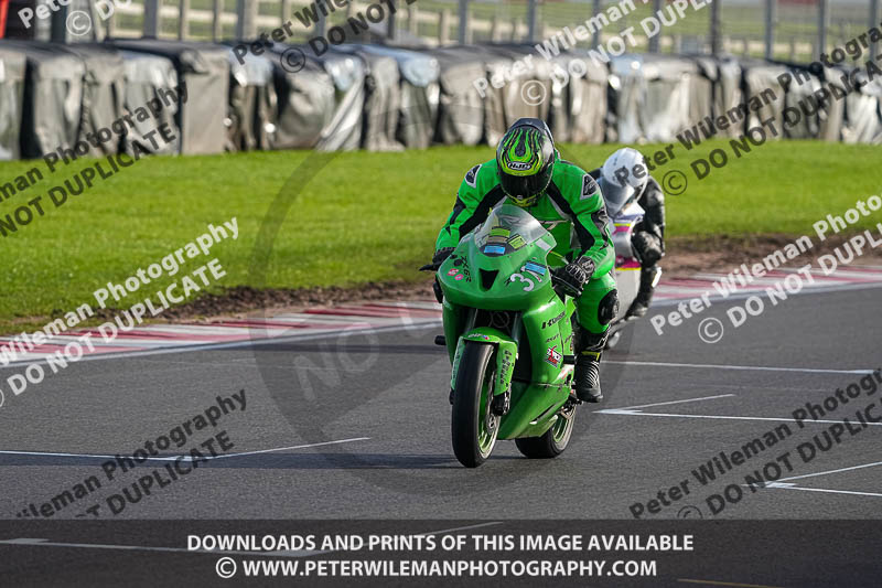 donington no limits trackday;donington park photographs;donington trackday photographs;no limits trackdays;peter wileman photography;trackday digital images;trackday photos